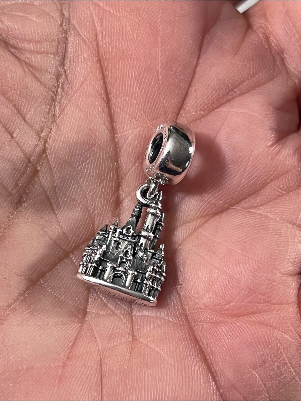 Genuine Pandora Silver S925 SHANGHAI EXCLUSIVE Disney Resort Castle Dangle Charm
